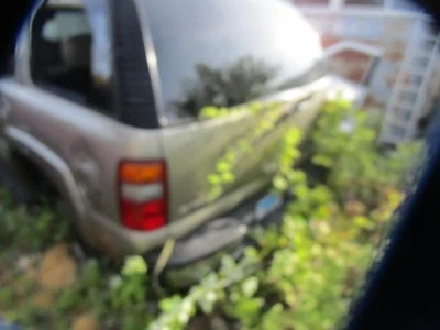 Капот подходит 00-06 SUBURBAN 1500 290240 - Изображение 1 из 4