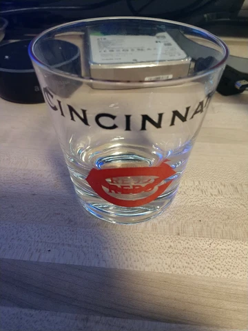 Cincinnati Reds Glass Cover