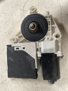 Fensterhebermotor vorne Fahrer Audi TT 05074617 8J8050801C - Bild 1 von 4