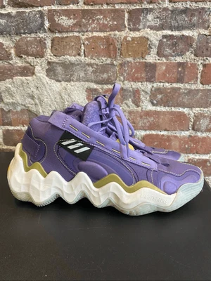 ADIDAS  Ace Light Strike  Purple/Gold LVL-029002 Athletic Shoes Ladies Size 8 - Image 1 of 4