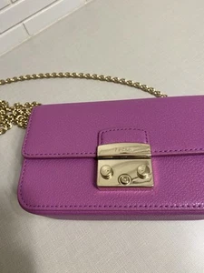 FURLA Metropolis NWOT Violet Mini Shoulder Crossbody Leather Bag MSRP $348 - Picture 1 of 12