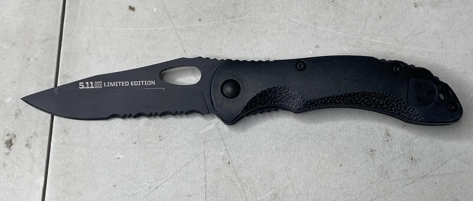 Cuchillo de bolsillo 5.11 Tactical Always Be Ready Linerlock Tanto Combo Hoja Foto 1 de 4