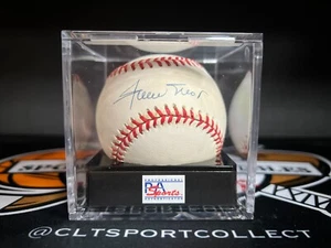 WILLIE MAYS Signed Auto Autograph NL Baseball PSA/DNA 9.5 SWEET SPOT HOF - Picture 1 of 7