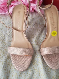 Sandali donna tacco oro rosa new look.taglia 5 .nuovi senza scatola regalo indesiderato - Foto 1 di 6