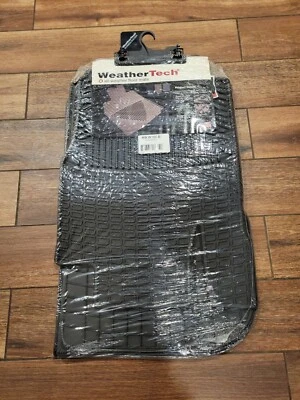Tapetes de assoalho WeatherTech preto para todas as estações para Mercedes ML-Class 2012-2015   - Imagem 1 de 3