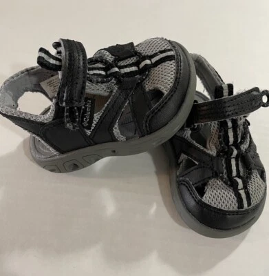 Спортивные сандалии Columbia для мальчиков ясельного возраста Techsun Wave цвет акулы/серого льда 176756 размер 4 - Изображение 1 из 4