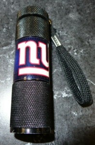 NEW YORK GIANTS NFL 9X LED FLASHLIGHT TEAM PROMARK (BATTERIES ARE INCLUDED) NEW