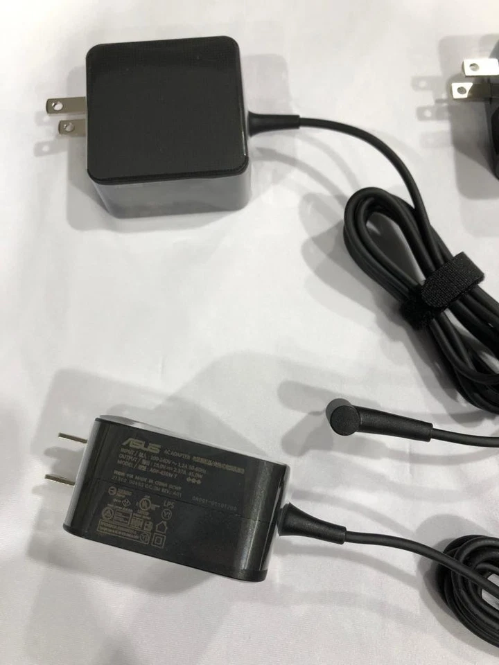 Cargador adaptador de CA de 33 W 1,75 A 19 V compatible con Asus Chromebook C300 - Image 1 of 1