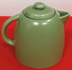 Starbucks 2012 Green Coffee Tea Pot with Lid Pottery Ceramic 25 oz - Picture 1 of 4