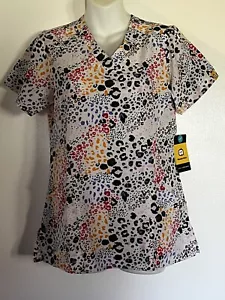 Wonderwink Scrub Top Animal Print - Picture 1 of 4