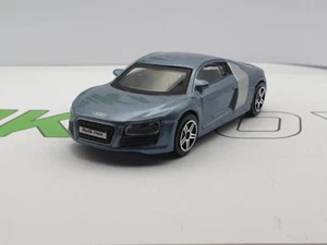 Audi R8 Burago 1/43 - Foto 1 di 3