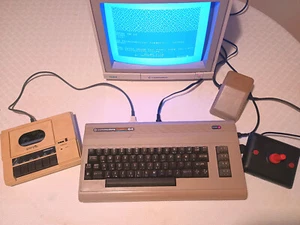 Commodore 64 "Biscottone" + joystick Albatros, ready 2 play, testato funzionante - Afbeelding 1 van 9