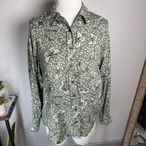 Camicetta donna Stradivarius piccola ~ verde farfalla floreale con bottoni - Foto 1 di 15