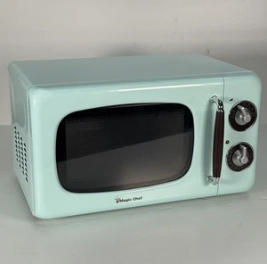 Magic Chef MCD770CM .7 Cubic -ft 700-Watt Retro Microwave (Mint Green) - Tested - Picture 1 of 24