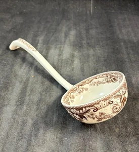 Spode Woodland Tureen Ladle with Rabbit Inner Bowl Design - Picture 1 of 6