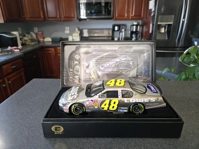 2003 RCCA JIMMIE JOHNSON #48 LOWE'S METAL SERIES ELITE CAR#268/1600 - Image 1 of 4
