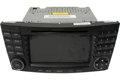 Mercedes-Benz Clase E 2007-2008 radio AM FM Bluetooth y navegación lista 2118202397 Foto 1 de 4