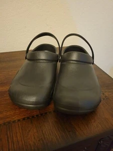 Crocs Bistro Clogs - Black - Picture 1 of 6