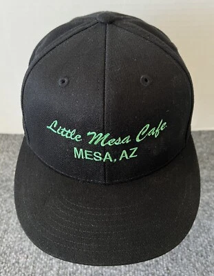Sombrero ajustado Little Mesa Café de colección con tapas negro verde escritura talla 7 1/4-7 5/8 Arizona Foto 1 de 4