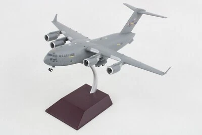 GEMINIJETS C-17A GLOBEMASTER III USAF REG: 02-1107 WITH STAND - GEMINI JETS G2AFO1233 1/200