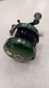 Abu Garcia AMBASSADEUR 4500CB Baitcasting reel USED B - Picture 1 of 7