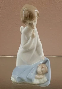 Lladro #4635 Guardian Angel W/Sleeping Baby Porcelain Figurine 7”  - Picture 1 of 10