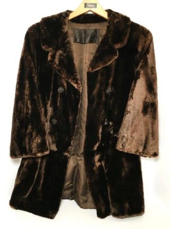 Bifano's Men's Fur Coat - Image 1 of 4