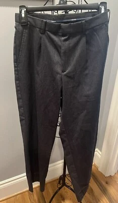 Izod 男孩正装裤子 12 码炭灰色褶皱聚羊毛混纺 — 第 1/4 张图片