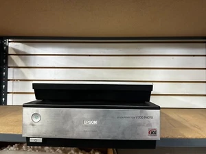 Epson Perfection V700 Photo Flatbed Scanner *FOR PARTS* - Picture 1 of 8