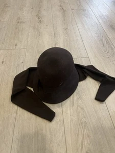Sombrero para mujer Augus T Bucket Cloche marrón - Imagen 1 de 11