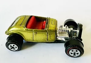 Johnny Lightning 1969 Topper Custom 32 Ford Roadster Lime with Red Interior - Picture 1 of 6