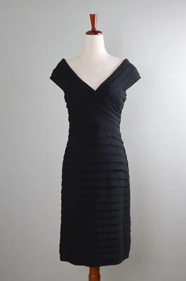 Vestido de noite TADASHI SHOJI US$ 288 preto sólido elástico em camadas Bodycon tamanho médio - Imagem 1 de 4