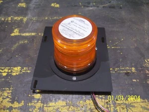 NORTH AMERICAN SIGNAL COMPANY LEDFL/RV350-A  - Picture 1 of 4