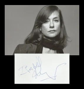 Isabelle Huppert - attrice francese - pagina album firmato + foto - Parigi 1987 - Foto 1 di 3