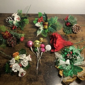 Vintage Christmas Flowers With Pinecones  Glass beads and Bell Lot Of 7 - Picture 1 of 12
