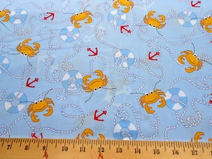 Nautische Ozean Krabben Anker Lebensring blau gelb rot Quilt Handwerk Stoff BTY - Bild 1 von 2