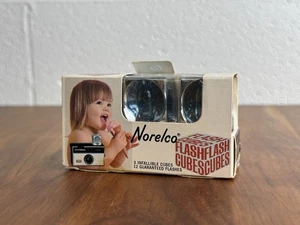 Norelco - 3 Cubes/12 Flashes Vintage Flash Cubes NOS - Picture 1 of 6
