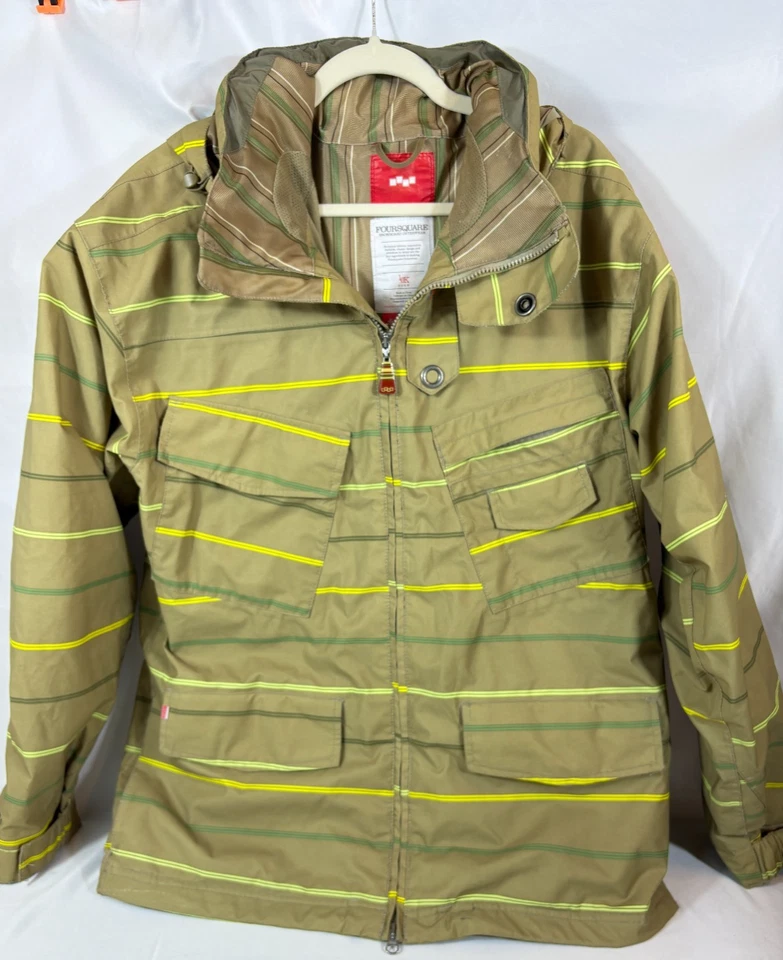Chaqueta aislante parka con capucha a rayas verdes FOURSQUARE SNOWBOARD para hombre talla M Foto 1 de 4