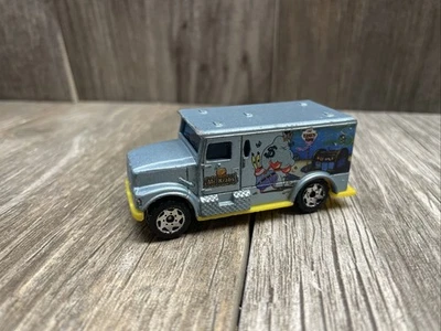 Matchbox 1999 International Armored Car 1:81 Krusty Krab Sponge Bob Square Pants - Image 1 of 4