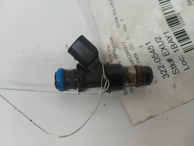 12580681 2007-2009 Chevrolet Silverado 1500 Fuel Injector  11539778 - Image 1 of 4