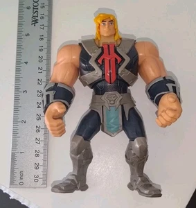 HE-MAN And The Masters Of The Universe POWER ATTACK Figure 2021 Animated NETFLIX - Picture 1 of 8