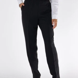 Pantalones De Tela Para Mujer Guess W4YB52WFWX2 JBLK Negro - Imagen 1 de 3