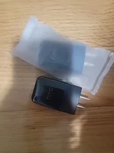HTC P900-US USB Wall Power Adapter Charger OEM SET 2 - Picture 1 of 2