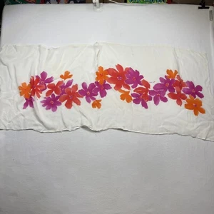 Oscar De La Renta Silk Scarf Red White Floral Iconic Vintage 46”x19" Rectangular - Picture 1 of 15