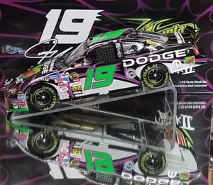 JEREMY MAYFIELD 2005 MOUNTAIN DEW PITCH BLACK 1/24 ACTION - Picture 1 of 3