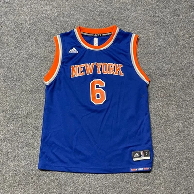 Camiseta de los New York Knicks Juvenil Grande Azul Porzingis NBA Adidas Baloncesto Siempre Foto 1 de 4