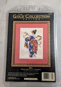 Dimensions Gold Collection Petites Mai Geisha Cross Stitch Kit 6760 - Bild 1 von 2