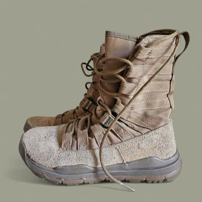 Nike Coyote Bronceado Gamuza Combate Táctico Parte Superior Alta Botas de Alta Resistencia talla 5 Foto 1 de 4