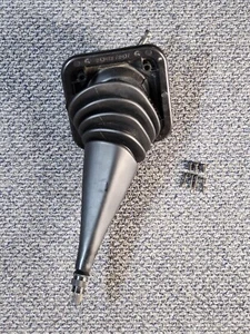 1990 - 1998 Ford Ranger Manual Shifter Boot Knob Stick Shift 5 Speed OEM - Picture 1 of 8