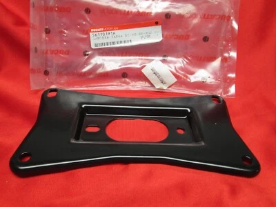 Soporte de placa Ducati MH900e Monster ST2 ST4 748 996 998 nuevo OEM 56110191A Foto 1 de 3